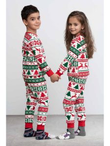 Pijama Craciun copii, bumbac, imprimeu de Craciun, culori alb, verde si rosu