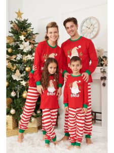 Set Familie Pijamale Craciun rosu cu goblin, 3 persoane